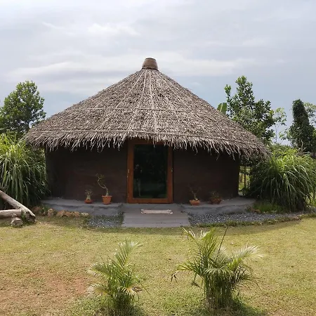 Baan Farang Homestay Phra Saeng Ban Nam Dam Exterior photo